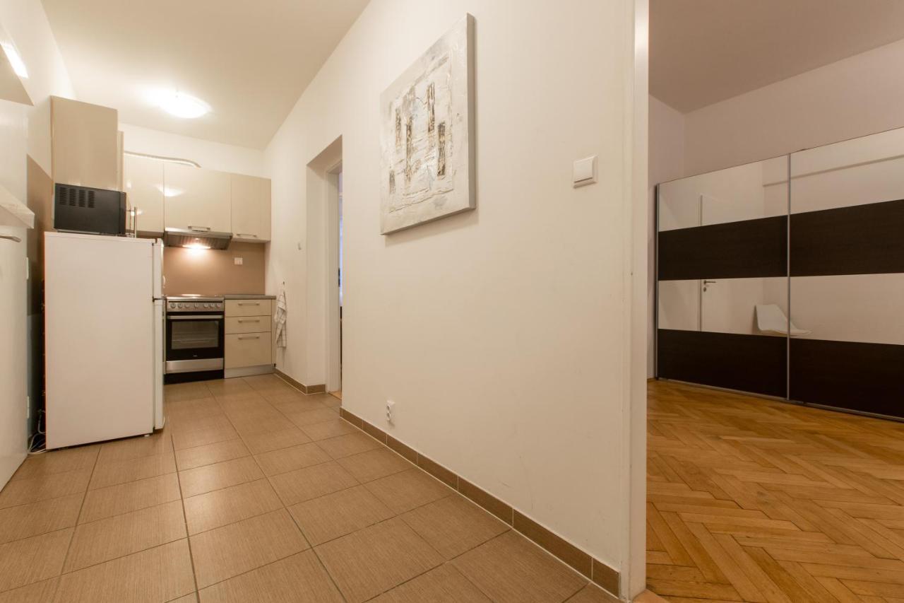 As Prague Apartments. National Theatre Apt. Old Town المظهر الخارجي الصورة