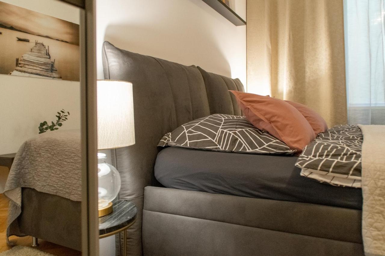 As Prague Apartments. National Theatre Apt. Old Town المظهر الخارجي الصورة